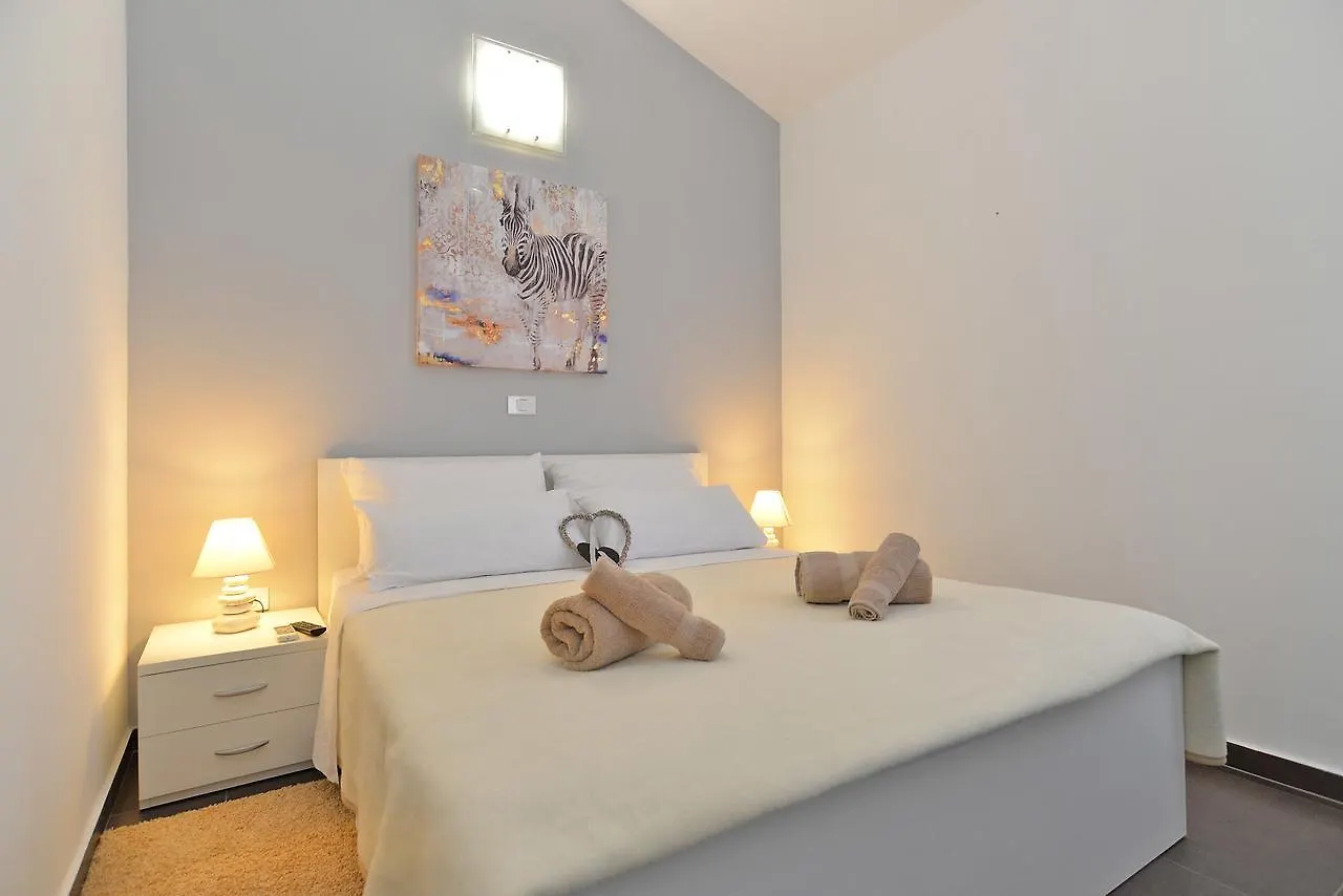 Villa 1519 Žminj Kroatien